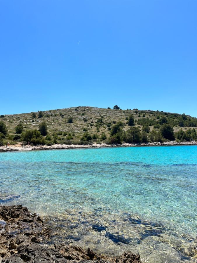 Dalmacia Mobile Homes And Caravans At The Beach بريفلاكا المظهر الخارجي الصورة